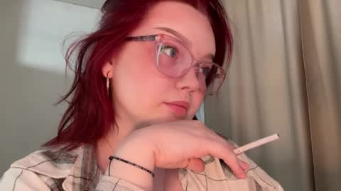eva_kittenn online show from 2, 4, 2026