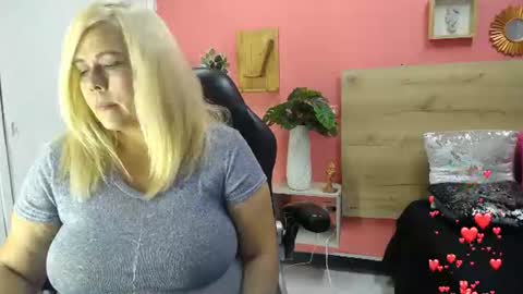 Snapshot of eva_love49 chatting on 30, 6, 2026 eva_love49 online show from 30, 6, 2026