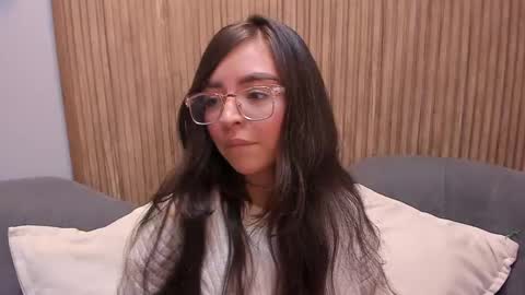 Angelinne online show from 7, 12, 2024