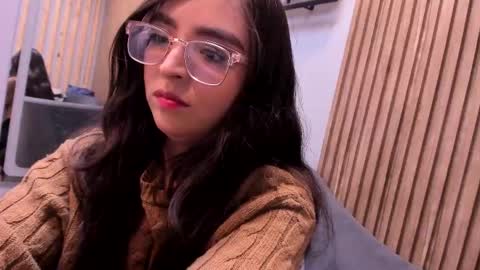 Angelinne online show from 29, 9, 2025