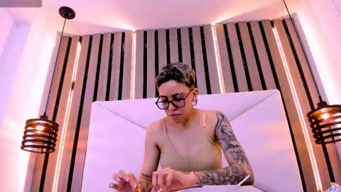 Eva cute online show from 13, 1, 2026