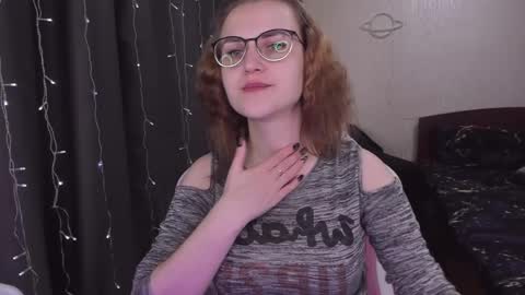 Snapshot of eva_orchid chatting on 12, 3, 2025 Eva online show from 12, 3, 2025