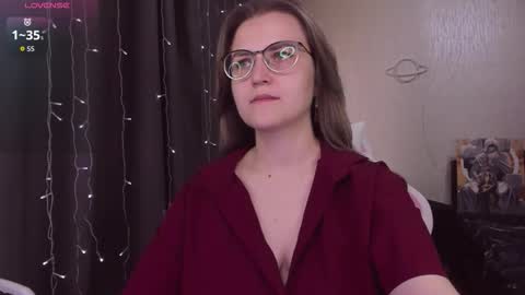 Snapshot of eva_orchid chatting on 10, 10, 2025 Eva online show from 10, 10, 2025