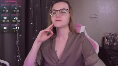 Snapshot of eva_orchid chatting on 23, 10, 2025 Eva online show from 23, 10, 2025