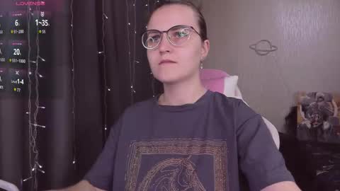 Snapshot of eva_orchid chatting on 29, 10, 2025 Eva online show from 29, 10, 2025