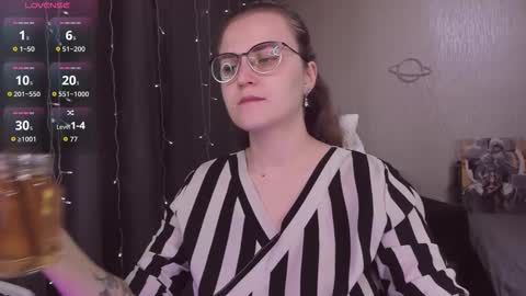 Snapshot of eva_orchid chatting on 1, 11, 2025 Eva online show from 1, 11, 2025