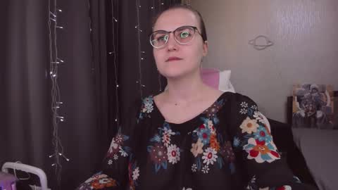 Snapshot of eva_orchid chatting on 15, 11, 2025 Eva online show from 15, 11, 2025