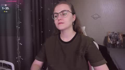 Snapshot of eva_orchid chatting on 22, 11, 2025 Eva online show from 22, 11, 2025