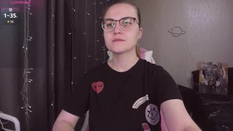 Snapshot of eva_orchid chatting on 20, 12, 2025 Eva online show from 20, 12, 2025