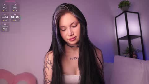 Snapshot of eva_pixie chatting on 3, 10, 2025 Eva online show from 3, 10, 2025