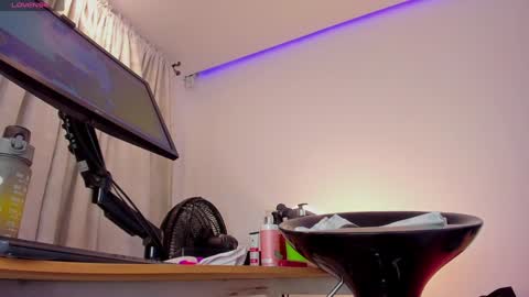 Eva online show from 11, 1, 2025