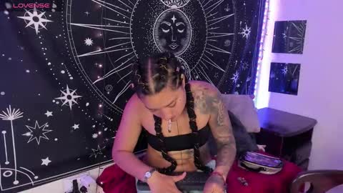 Eva  online show from 15, 10, 2025