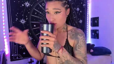 Eva  online show from 15, 11, 2025