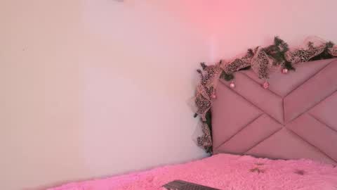 Eva Sin online show from 18, 12, 2025