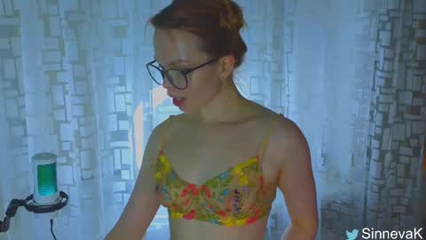 Snapshot of eva_sinn chatting on 27, 2, 2025 Hi there i am Eva and i wish create a nice community with you so join my Ticket Show for more pleasure online show from 27, 2, 2025