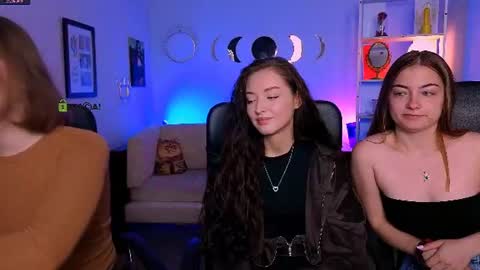 Snapshot of eva_smiith_ chatting on 16, 6, 2026 Eva online show from 16, 6, 2026