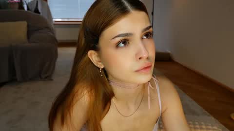 Snapshot of eva_zill_blossom chatting on 26, 4, 2026 Hello my name is Eva its my first day here online show from 26, 4, 2026