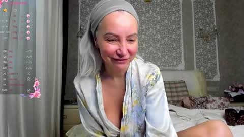 Snapshot of evaa1980 chatting on 22, 12, 2025 Eva online show from 22, 12, 2025