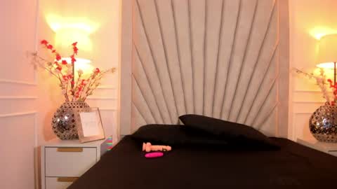 Snapshot of evaa_martinez chatting on 12, 6, 2026 Eva online show from 12, 6, 2026