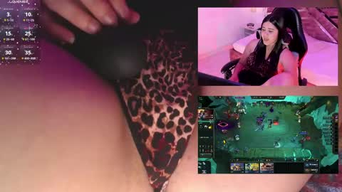 Snapshot of evabloom_ chatting on 28, 4, 2026 EvaBloom online show from 28, 4, 2026