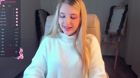 Eva  online show from 15, 12, 2024