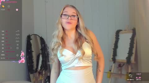 Eva  online show from 18, 12, 2024