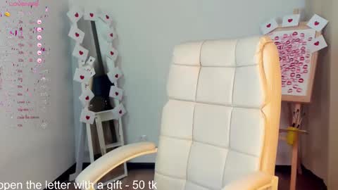 Eva  online show from 13, 2, 2025