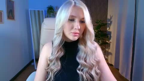 Eva  online show from 19, 4, 2026