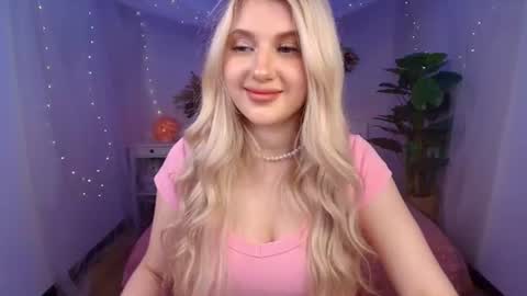 Snapshot of evacadooo chatting on 13, 6, 2026 Eva online show from 13, 6, 2026