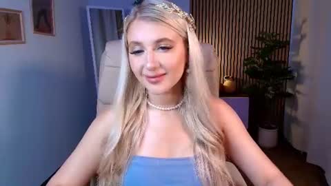 Snapshot of evacadooo chatting on 20, 6, 2026 Eva online show from 20, 6, 2026