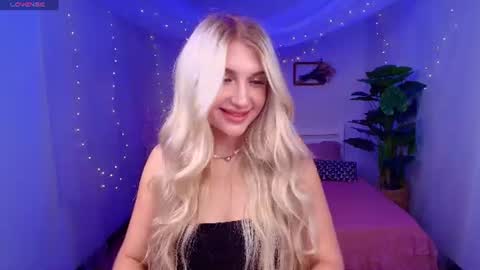 Snapshot of evacadooo chatting on 23, 7, 2026 Eva online show from 23, 7, 2026