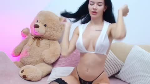 Snapshot of evaeilish chatting on 26, 2, 2025 Eva online show from 26, 2, 2025