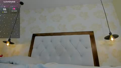 E V A  online show from 20, 1, 2025