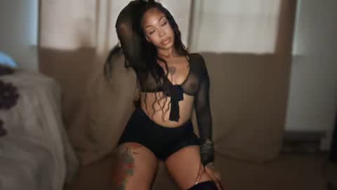 Snapshot of evajonez chatting on 25, 6, 2026 Eva online show from 25, 6, 2026