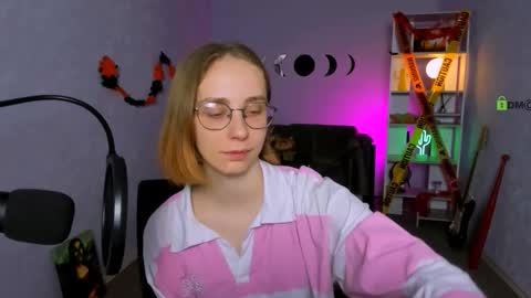 evalora online show from 27, 10, 2025