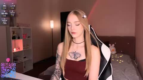 Snapshot of evamourr chatting on 29, 6, 2026 Eva online show from 29, 6, 2026
