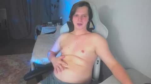 Snapshot of evan_boomer chatting on 3, 2, 2026 evan_boomer online show from 3, 2, 2026
