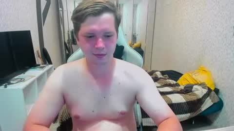 Snapshot of evan_boomer chatting on 17, 7, 2026 evan_boomer online show from 17, 7, 2026