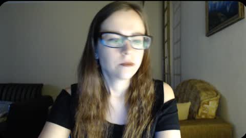 Snapshot of evangeline06 chatting on 2, 12, 2024 YourMistress online show from 2, 12, 2024