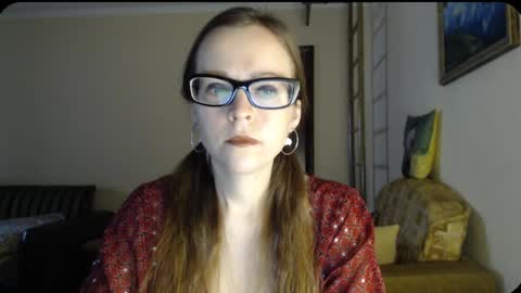 Snapshot of evangeline06 chatting on 13, 12, 2024 YourMistress online show from 13, 12, 2024