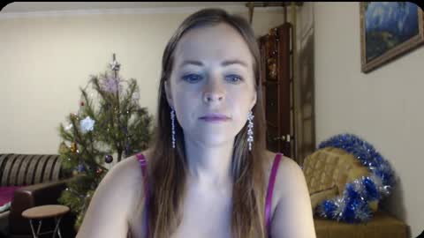 Snapshot of evangeline06 chatting on 11, 1, 2025 YourMistress online show from 11, 1, 2025