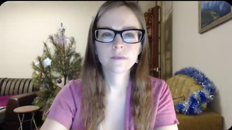 Snapshot of evangeline06 chatting on 13, 1, 2025 YourMistress online show from 13, 1, 2025