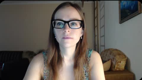 Snapshot of evangeline06 chatting on 21, 1, 2025 YourMistress online show from 21, 1, 2025