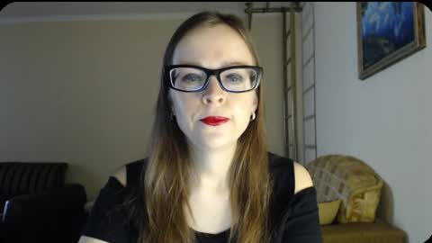 Snapshot of evangeline06 chatting on 13, 2, 2025 YourMistress online show from 13, 2, 2025