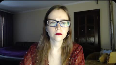 Snapshot of evangeline06 chatting on 3, 3, 2025 YourMistress online show from 3, 3, 2025