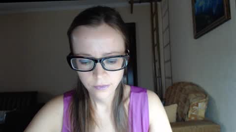 Snapshot of evangeline06 chatting on 25, 9, 2025 YourMistress online show from 25, 9, 2025