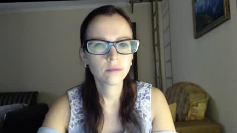 Snapshot of evangeline06 chatting on 9, 10, 2025 YourMistress online show from 9, 10, 2025