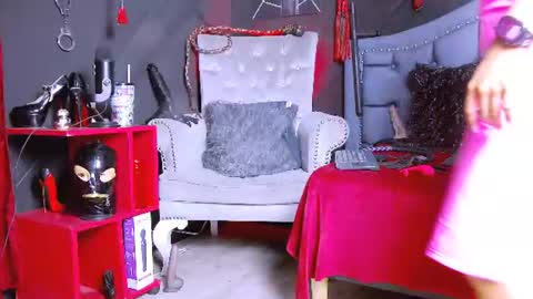 Snapshot of evangeline_17 chatting on 28, 6, 2026 Miss Evangeline online show from 28, 6, 2026