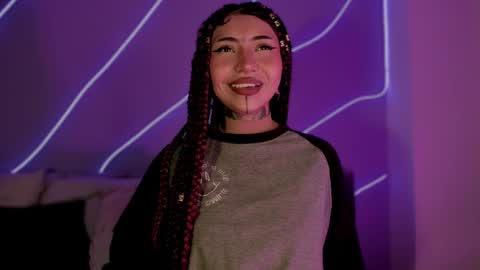 Snapshot of evangeline_bell chatting on 7, 1, 2025 Eva online show from 7, 1, 2025