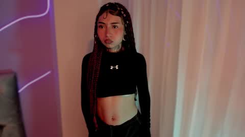 Snapshot of evangeline_bell chatting on 8, 1, 2025 Eva online show from 8, 1, 2025